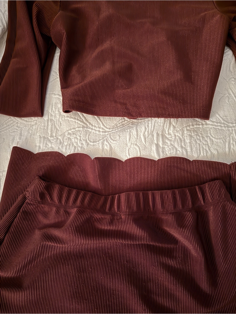 Heart & Hips Rust Lace-Back Ribbed Crop Top - Picture 6 of 8